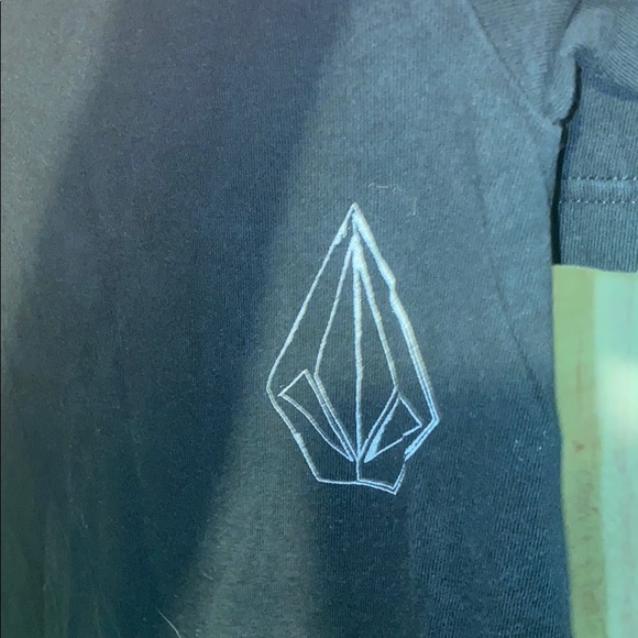 Volcom basic tee size small - Picture 3 of 5